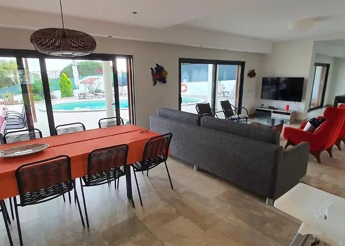 Βίλα Margarida By Laranjal